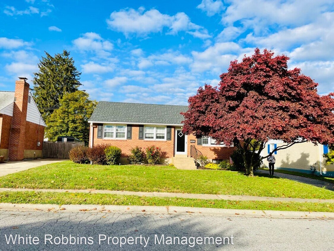 Primary Photo - 3 br, 1.5 bath House - 2531 Woodview Drive