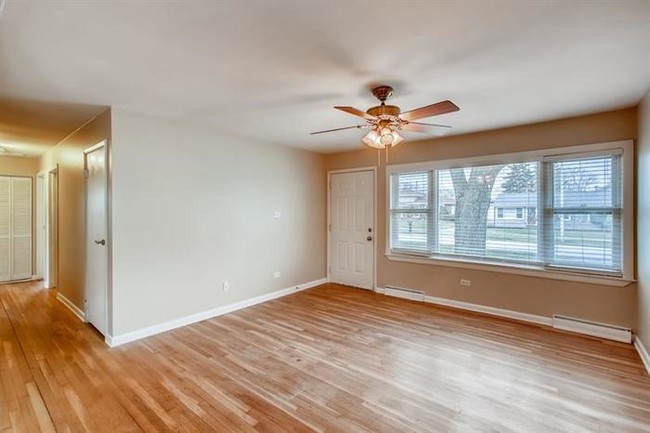 Building Photo - 16825 93rd Ave, Orland Hills, IL, 60487