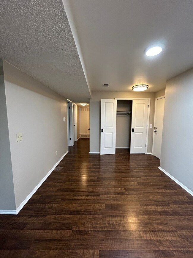 Photo - Two Bedroom Condo For Rent In Louisville