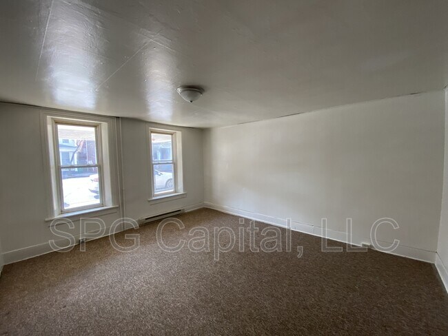 Foto del edificio - 239 E King St