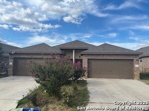 Primary Photo - 2611 Pahmeyer Rd