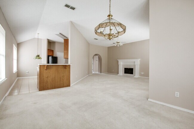 Foto del edificio - 7625 Mahonia Dr