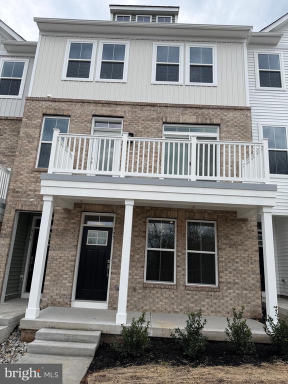 Building Photo - 777 Platinum Dr