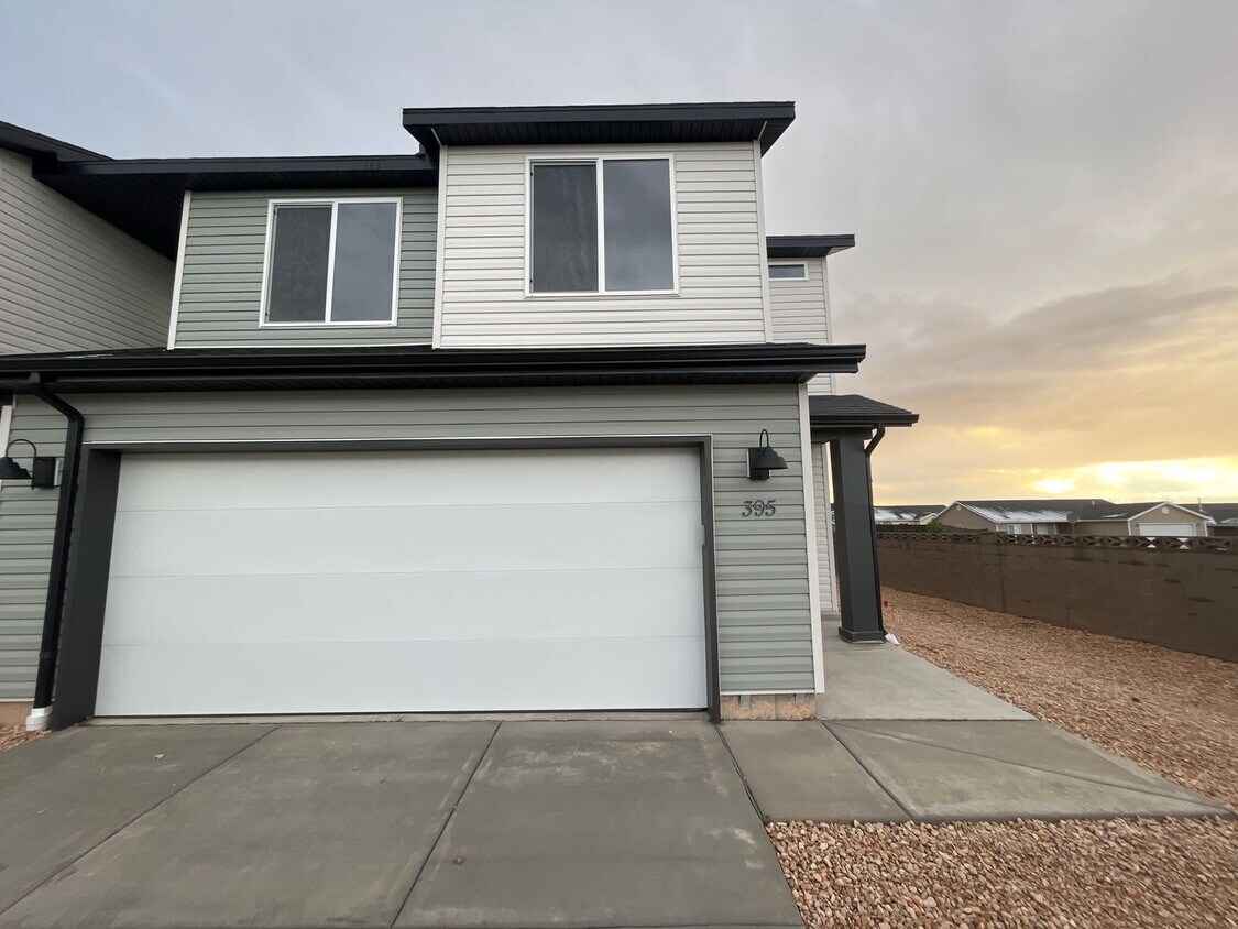 Primary Photo - Modern Four Bed Home