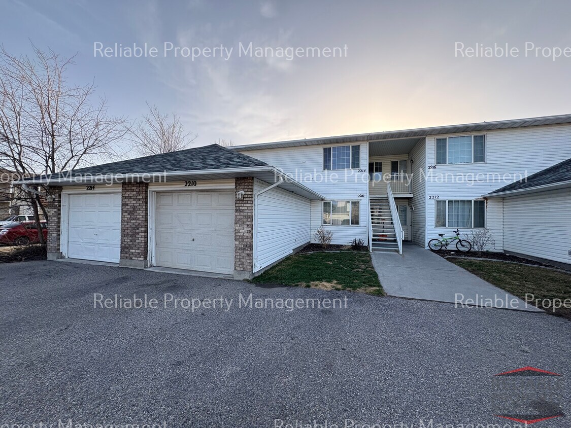 Primary Photo - 2214 Meppen Dr