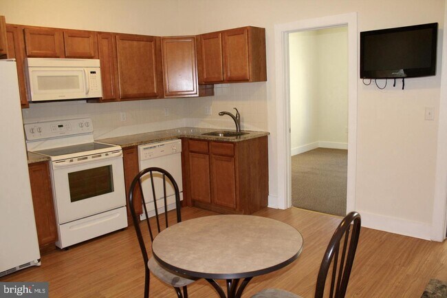 Foto del edificio - 1434-36 N Carlisle St