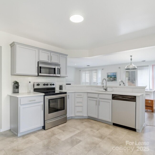 Building Photo - 2514 Caprock Ct