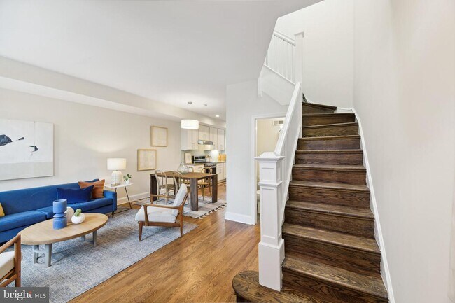 Foto del edificio - 1305 C St NE