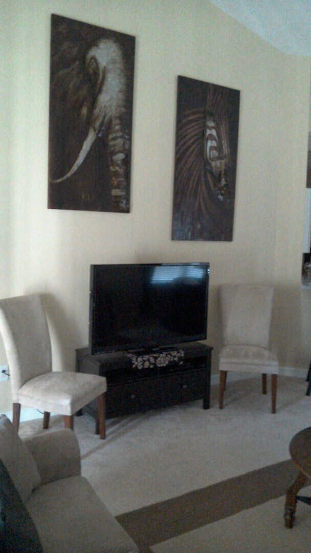 Foto del edificio - 3 bedroom/2 bath furnished condo