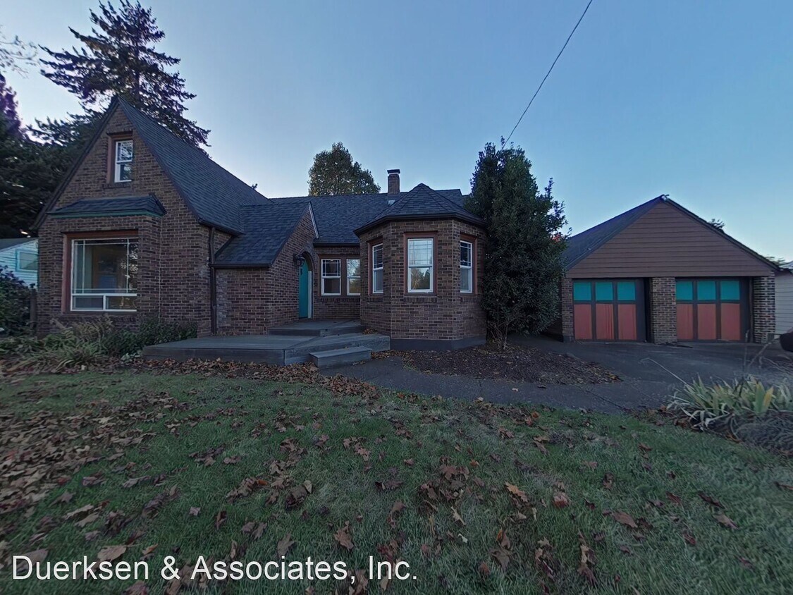 3 br, 2 bath House 1150 NE 2nd Street House Rental in Corvallis, OR