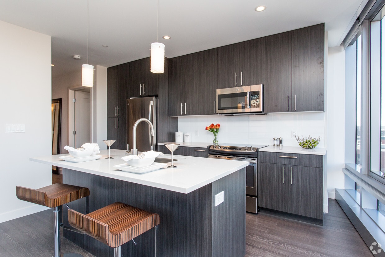 Primary Photo - The Benjamin Seaport Residences