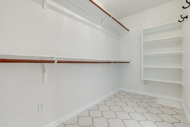 Photo - 6308 Parsley Hill House