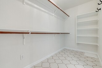 Building Photo - 6308 Parsley Hill