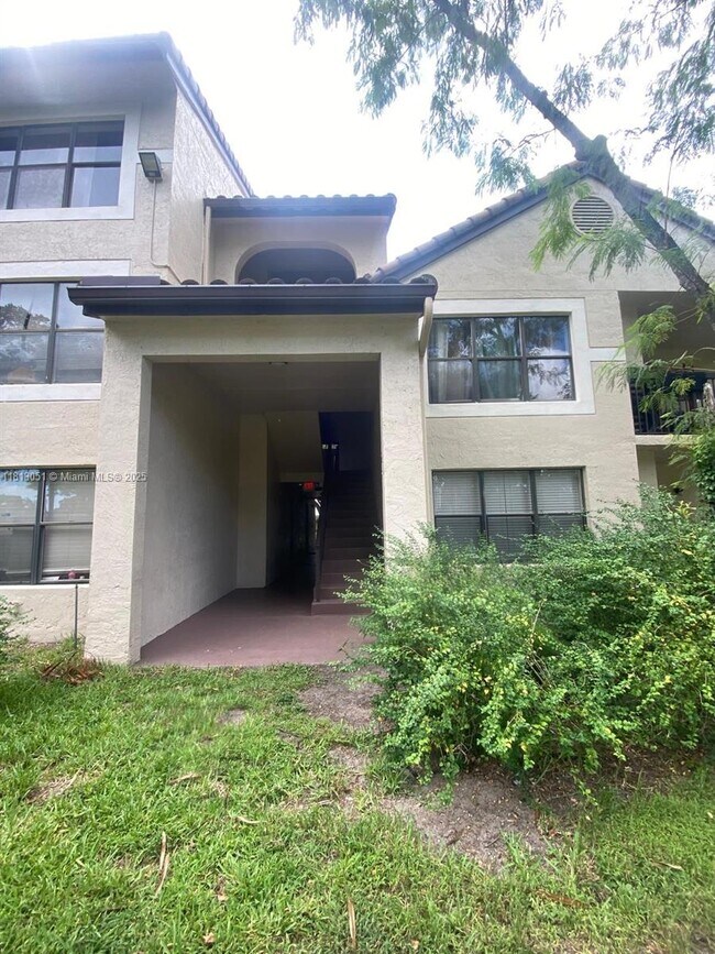 Foto del edificio - 4201 W McNab Rd