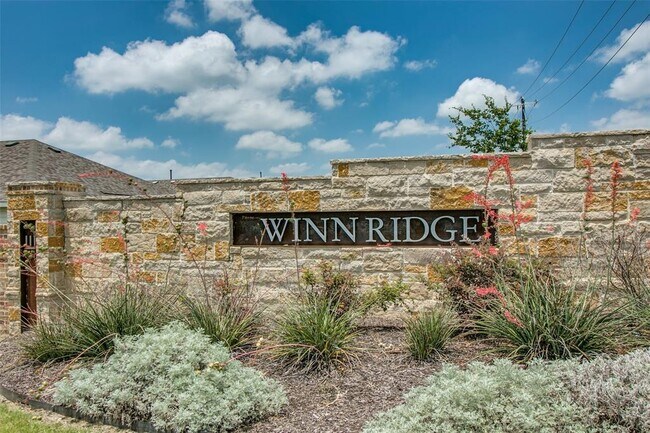 Foto del edificio - 1224 Waggoner Dr