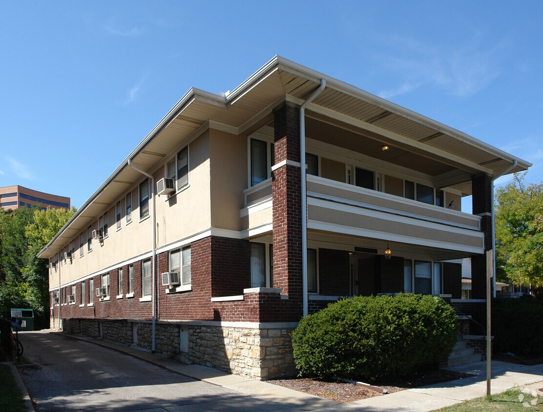 Brookside Plaza Apartments Kansas City, MO