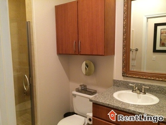 Foto del edificio - 1307 Wilcrest Dr
