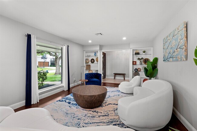 Foto del edificio - 5027 Wigton Dr
