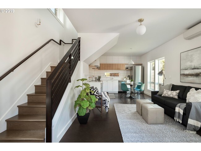 Photo - 6537 NE 6th Ave House