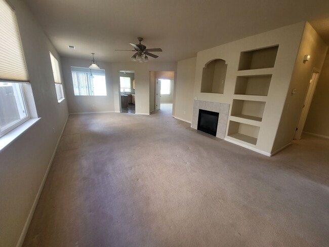 Building Photo - 353 Royal Troon Dr