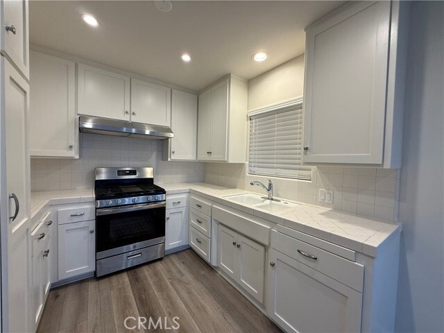 Foto del edificio - 657 W 24th St