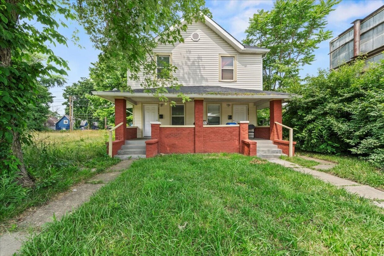 Foto principal - 2956-2956 Central Ave