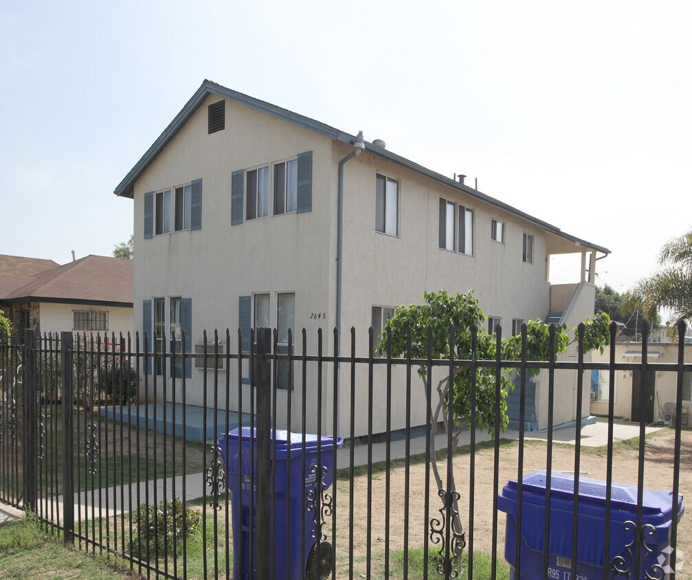 Foto principal - 2641-2645 L St