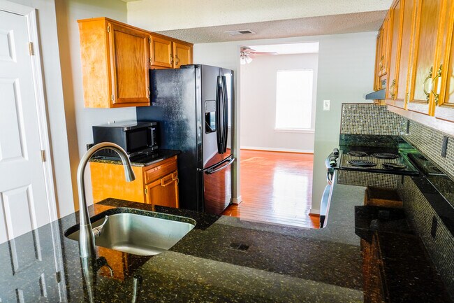 Building Photo - 10707 Charlesfield Ct