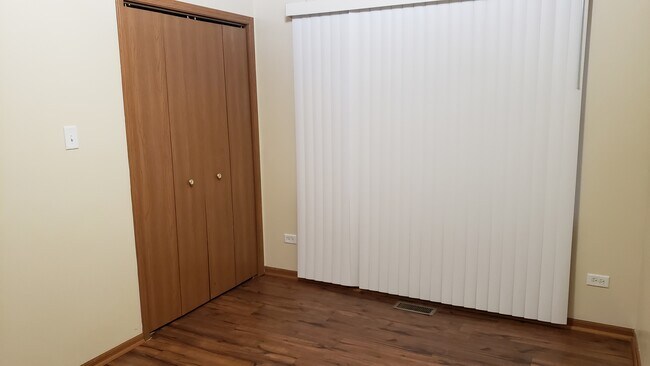 Bedroom - 90 W 29th Plz