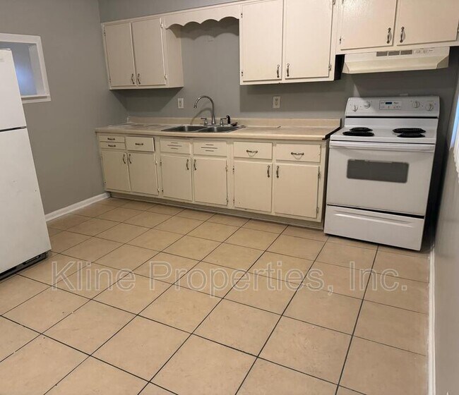 Foto del edificio - 3226 Wellington Ave