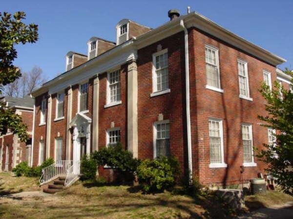 Building Photo - 128 Stonewall St