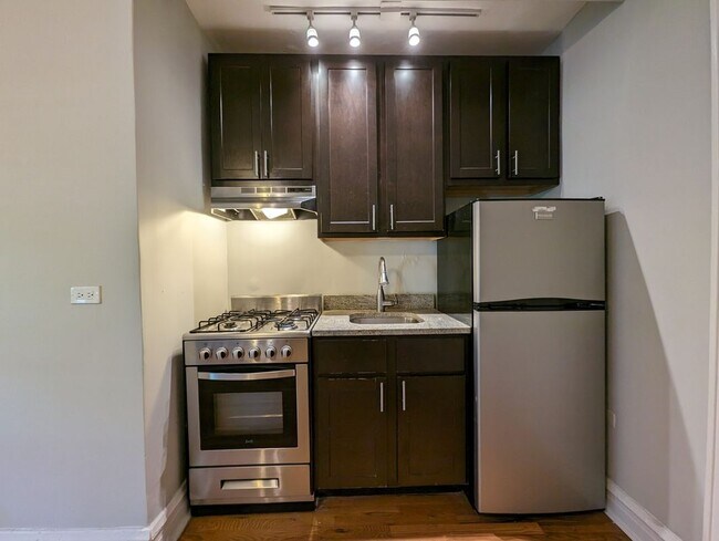 Foto del edificio - 4737 N Hermitage Ave