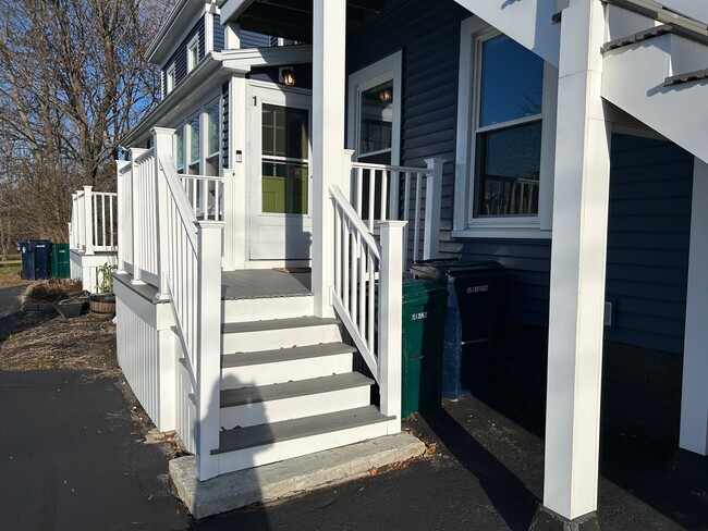 Building Photo - 36 Mount Pleasant St