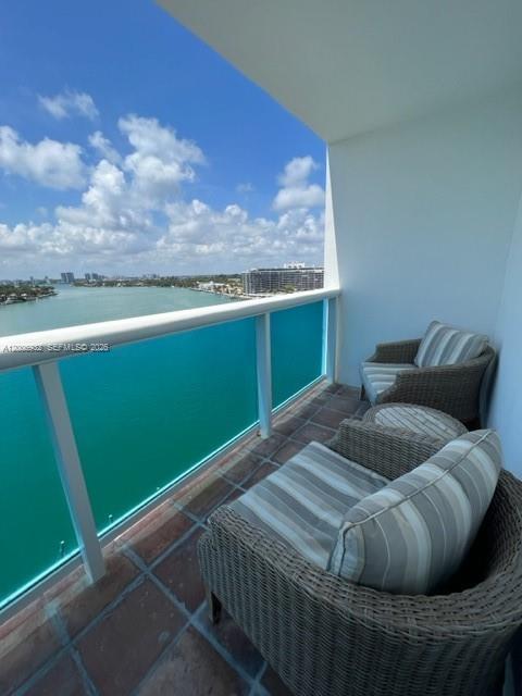 Foto del edificio - 6770 Indian Creek Dr
