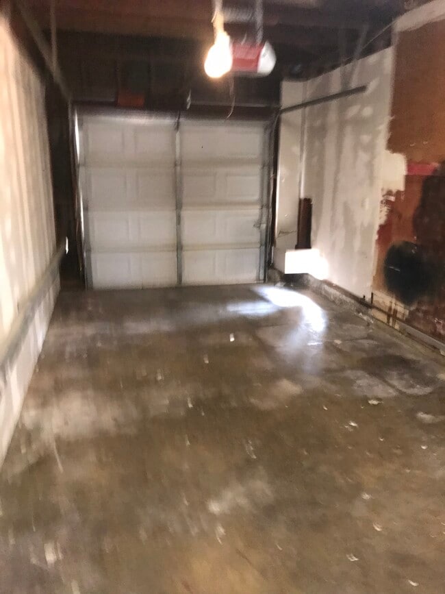 Building Photo - 6029 Rye Way