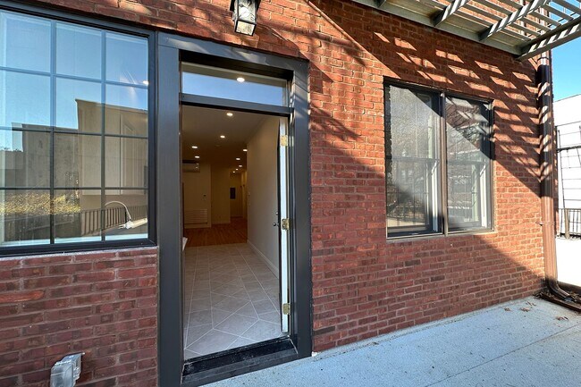 Foto del edificio - 207 Court St