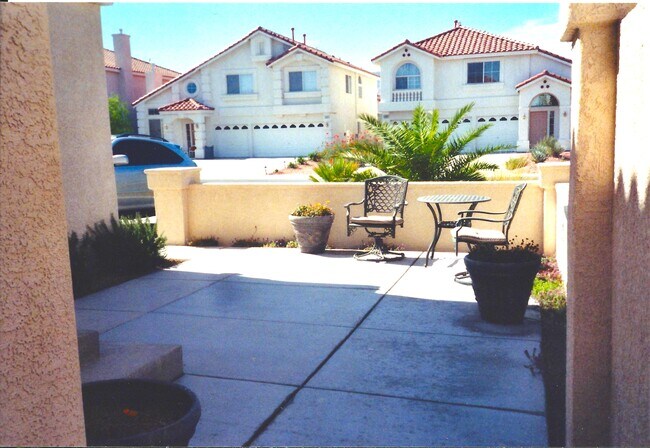 Building Photo - 5054 Tranquil Stream Ct