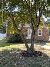 Building Photo - 17 Landon Ave