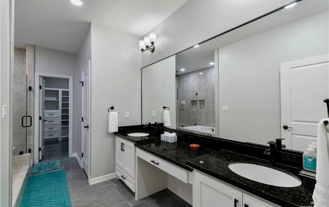 Building Photo - 3507 S Elevation Dr