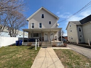 Building Photo - 30 Stuart Ave