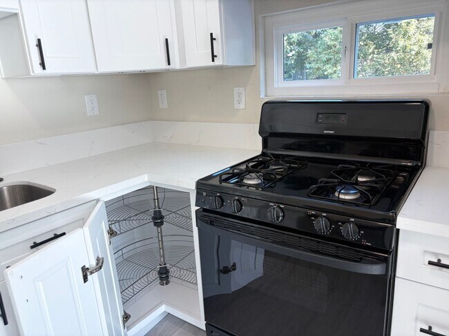 Foto del edificio - 11555 Archwood St