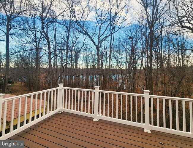 Foto del edificio - 14363 Long Channel Dr