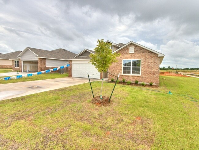 Building Photo - Beautiful New Home! Mustang Schools!