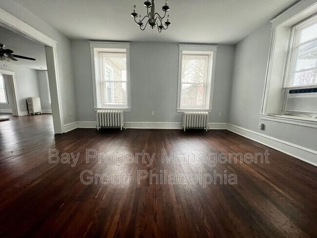 Building Photo - 510 Harper Ave