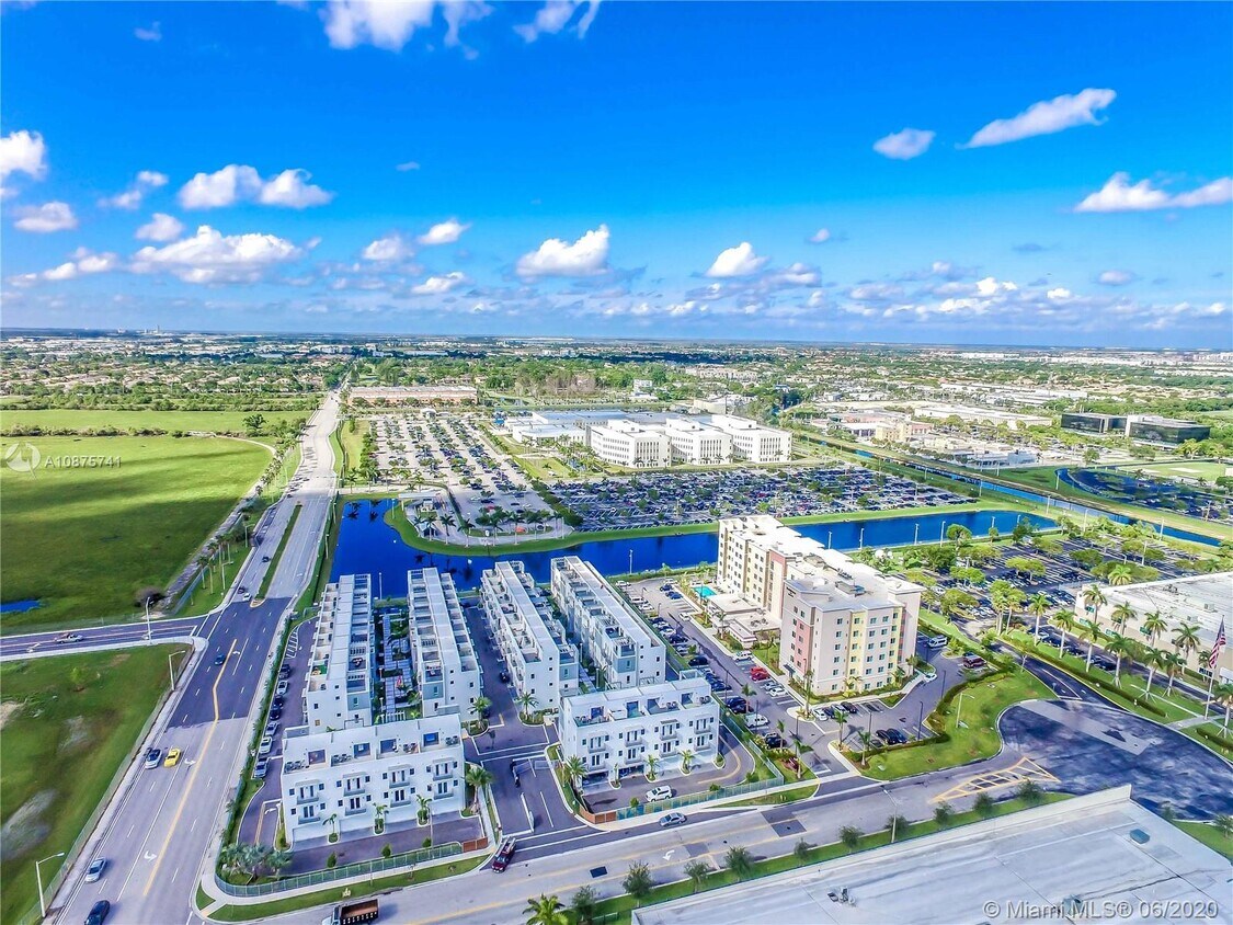 9123 NW 33rd St, Doral, FL 33172 Townhome Rentals in Doral FL