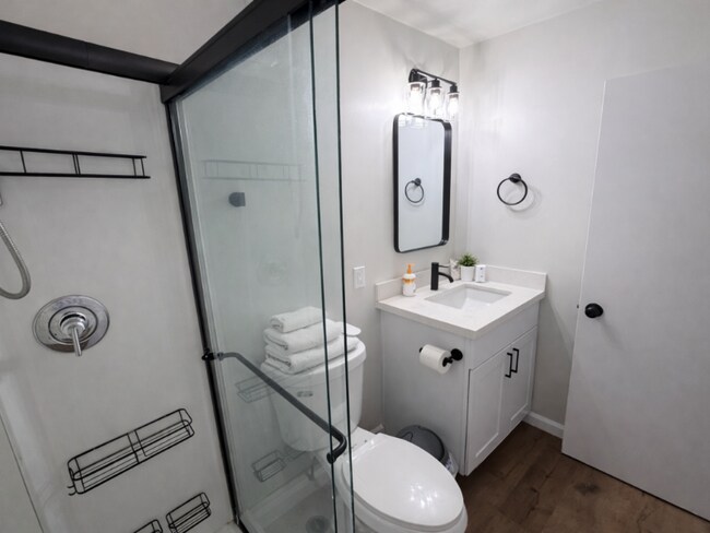 Foto del edificio - 1325 E Don Carlos Ave