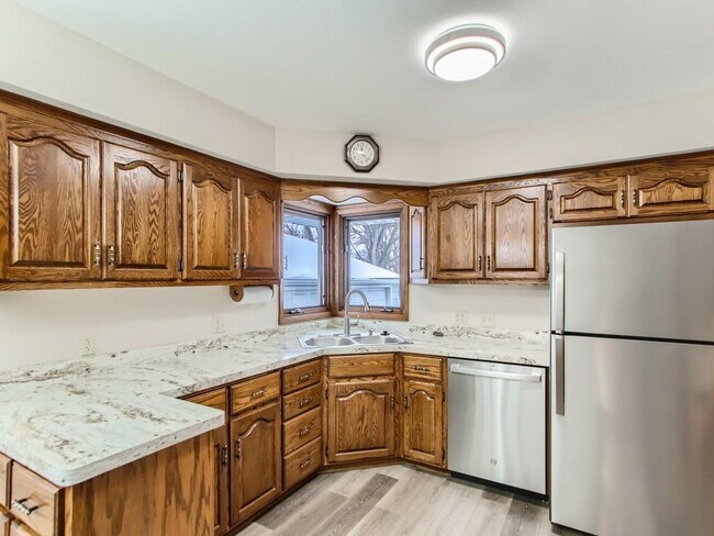 Foto del edificio - 12625 Monterey Ave S
