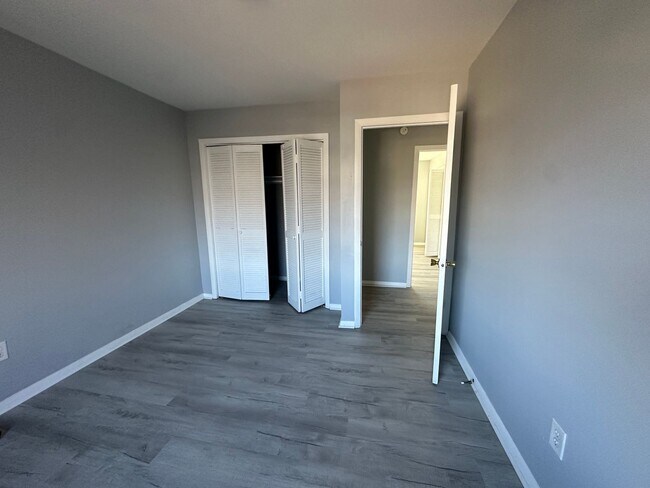 Foto del edificio - 2223 Bailey Ave