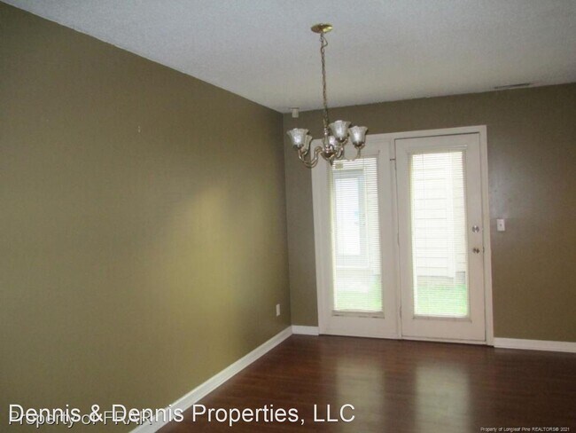 Building Photo - 3 br, 2 bath House - 5575 Robmont Drive