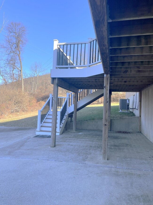 Photo - 2027 Reservoir Rd House